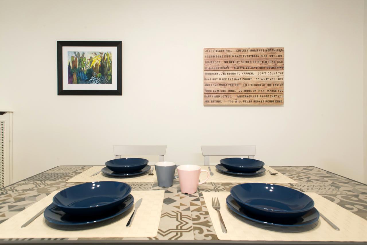 Athens Spacious Apartment ภายนอก รูปภาพ