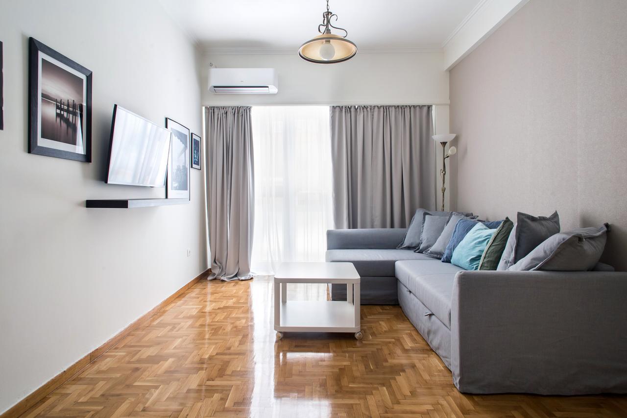 Athens Spacious Apartment ภายนอก รูปภาพ